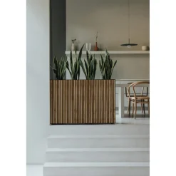 Herstera Fioriere In Metallo Herstera*Fioriera Alta DECO PLANTER DIVIDER 40 in Metallo colore Nero e Legno 100x40x80 cm